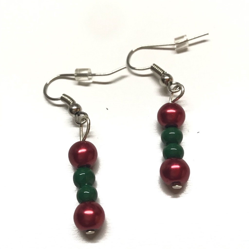 Red And Green Bead Dangle Earrings By Munandme Nwt